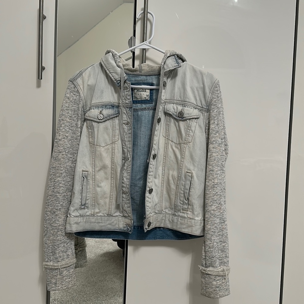 Cropped Hooded Denim Jacket